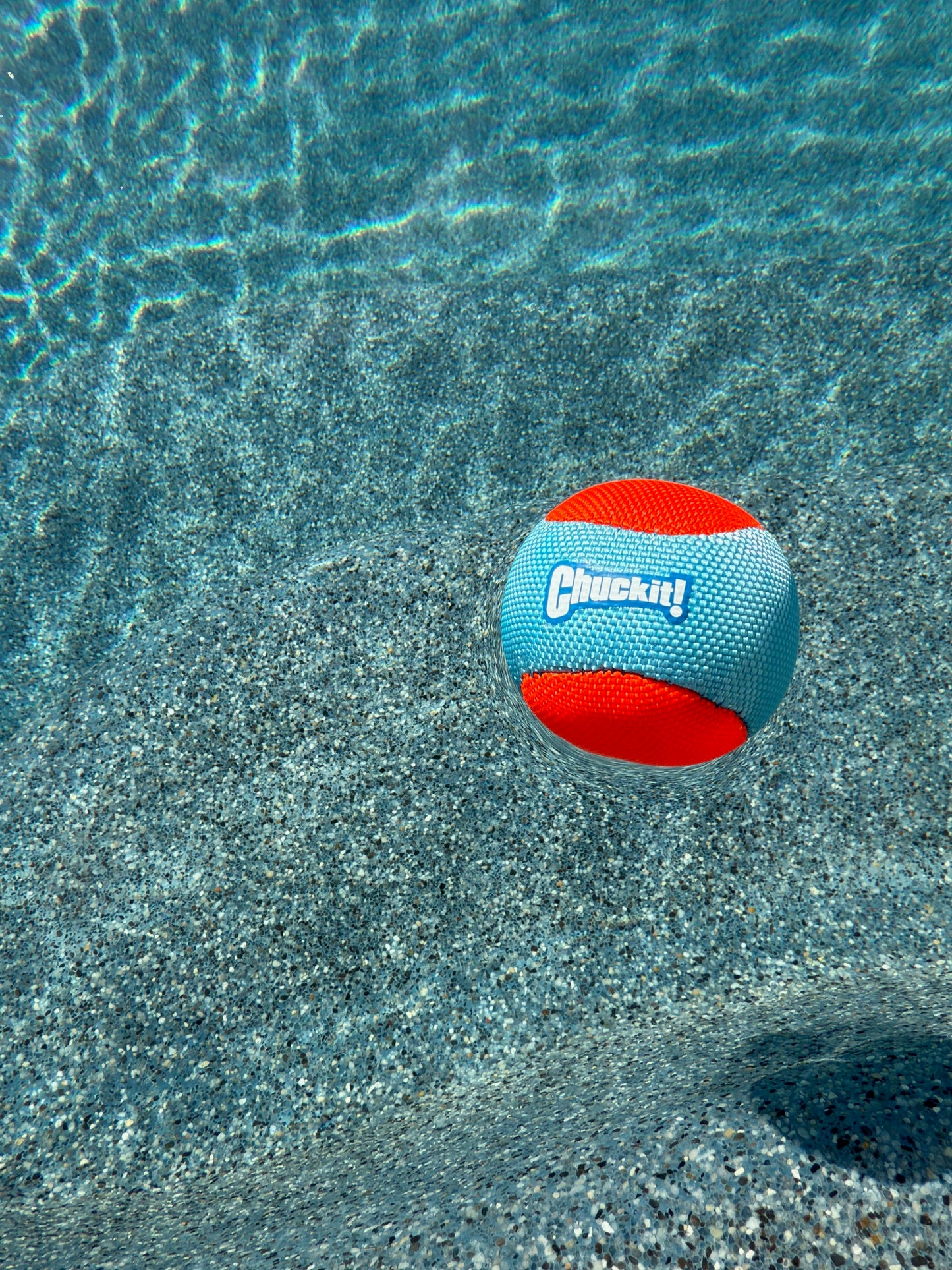 Chuckit! Amphibious Fetch Balls Medium 3 Pack